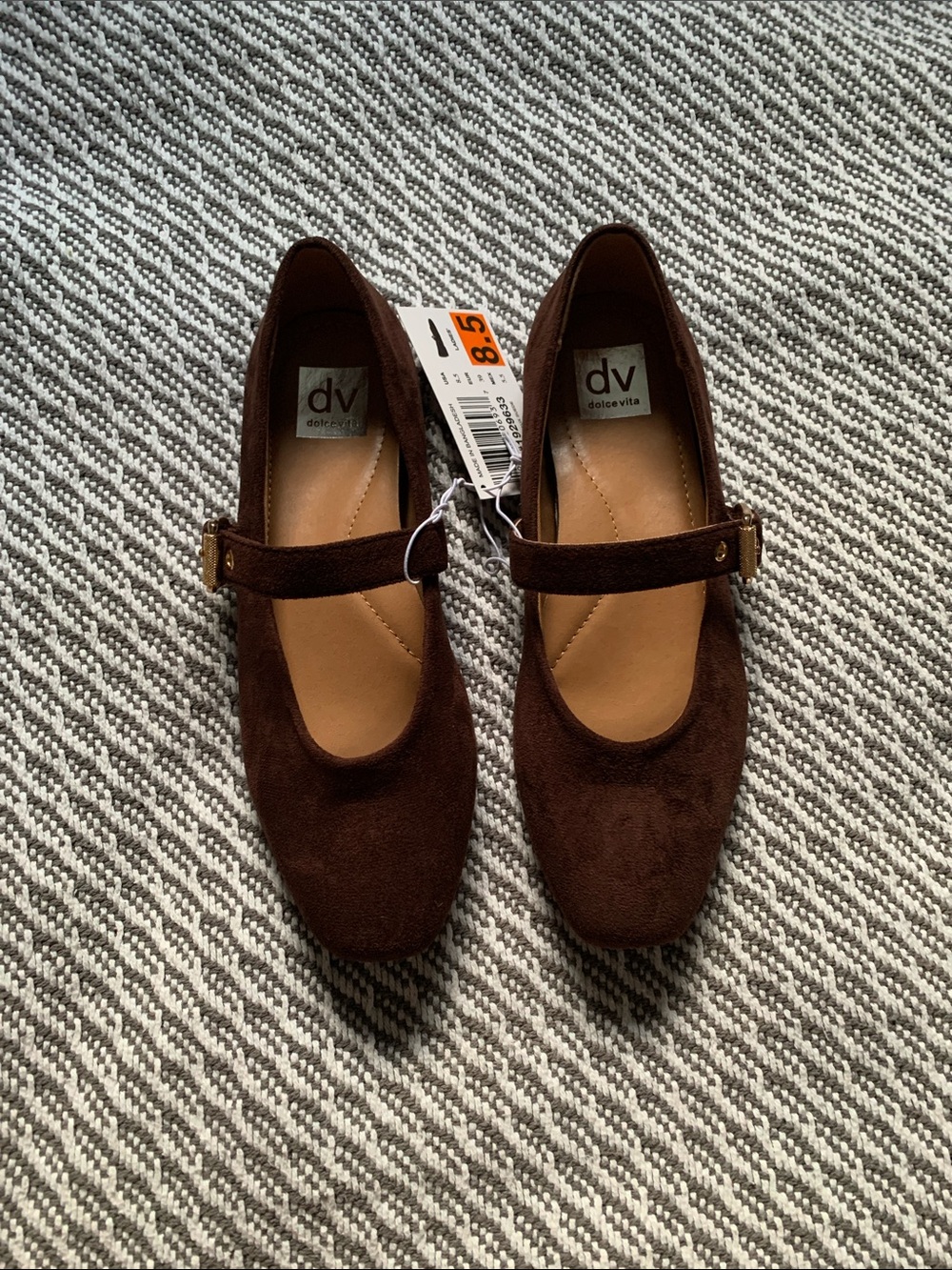 NWB DV dolce vita brown buckled flats - Picture 2 of 9
